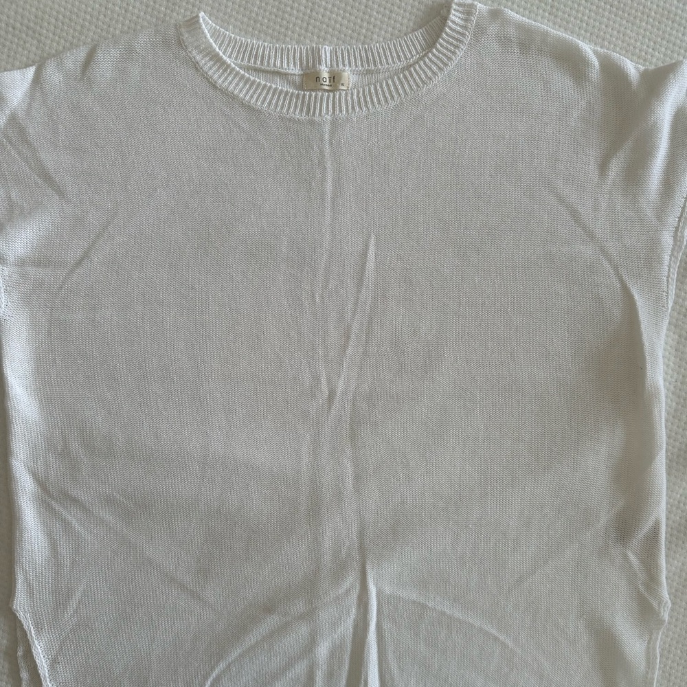 Never worn, Naïf cotton and linen cap sleeve sweater